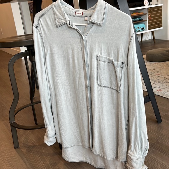 Sunday Best Button Down - Picture 1 of 3